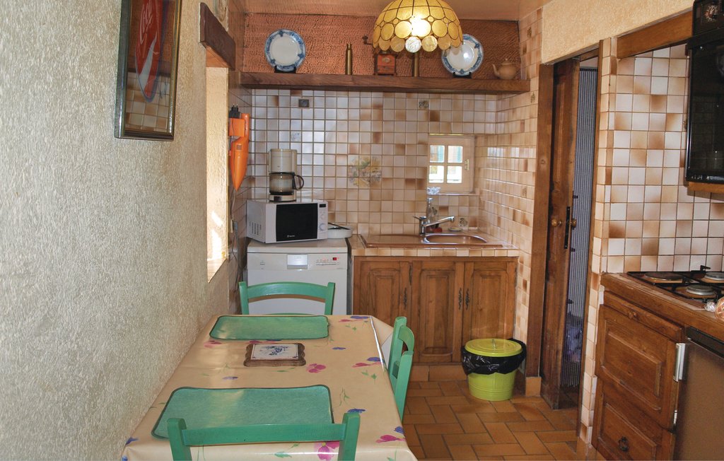 Semesterhus - Garlan , Frankrike - FBF058 7