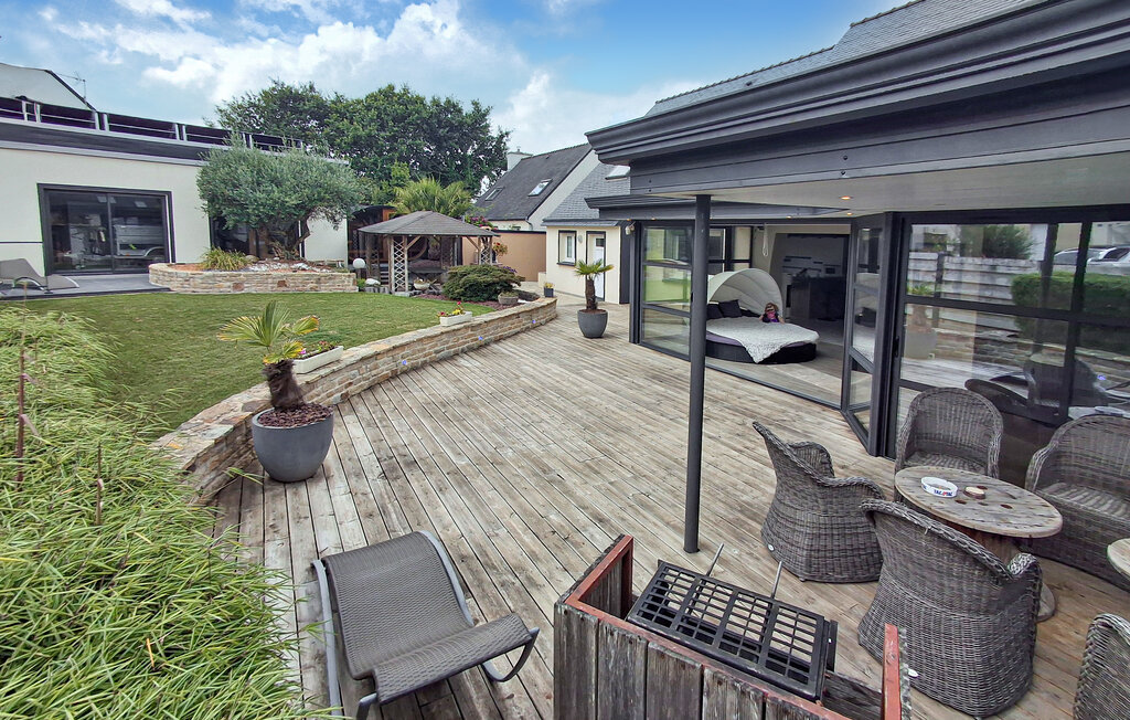 Location de vacances - Landivisiau , France - FBF785 2