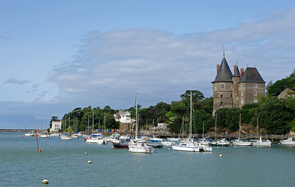 Semesterhus - Nantes , Frankrike - FBL068 13