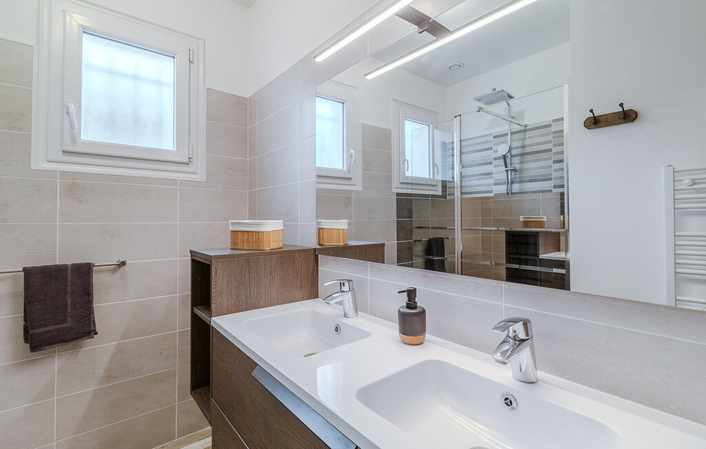 Semesterhus - Royan , Frankrike - FCH402 19