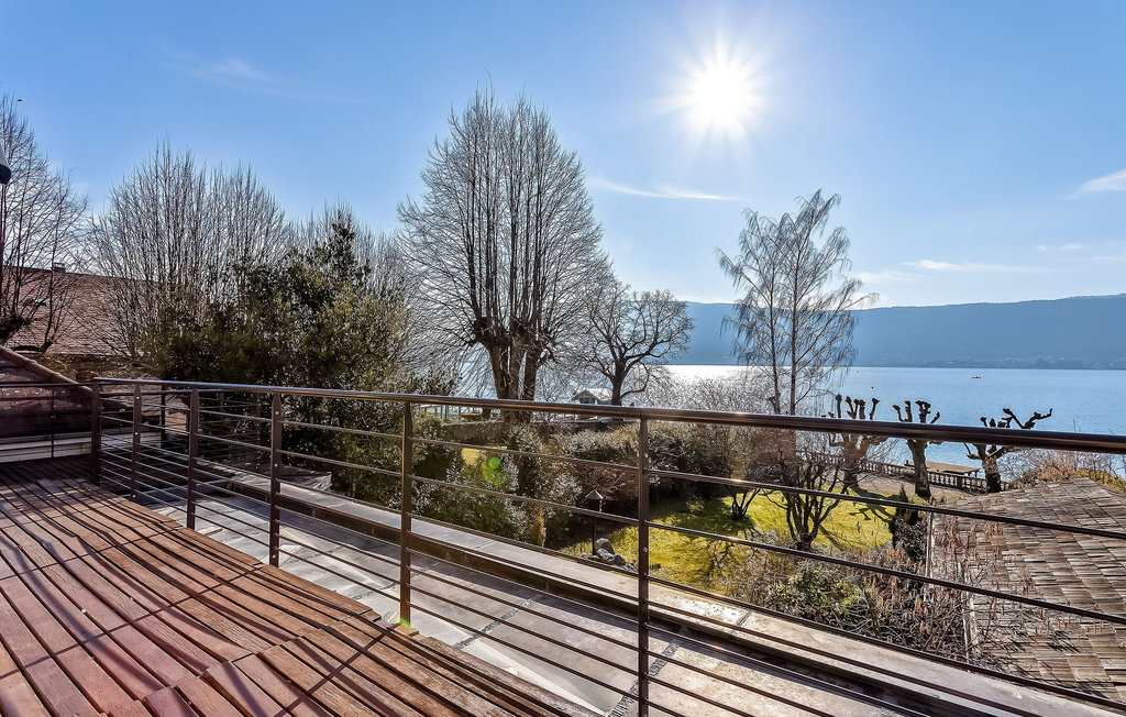 Location de vacances - Veyrier Du Lac , France - FCS493 5