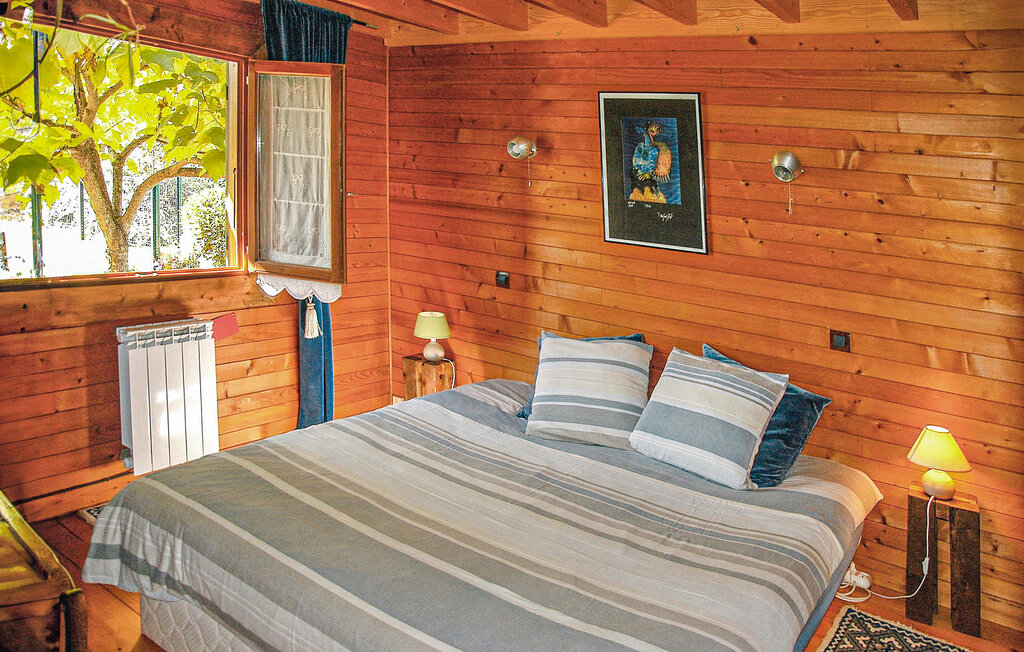 Location de vacances - Menthon Saint-Bernard , France - FCS161 22