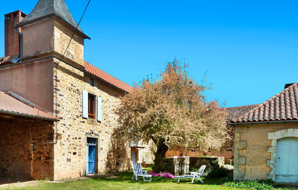 Location de vacances - Mazeyrolles , France - FCS146 2