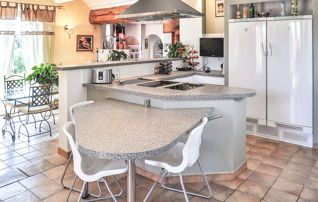 Location de vacances - Rochefort Du Gard , France - FCS357 18