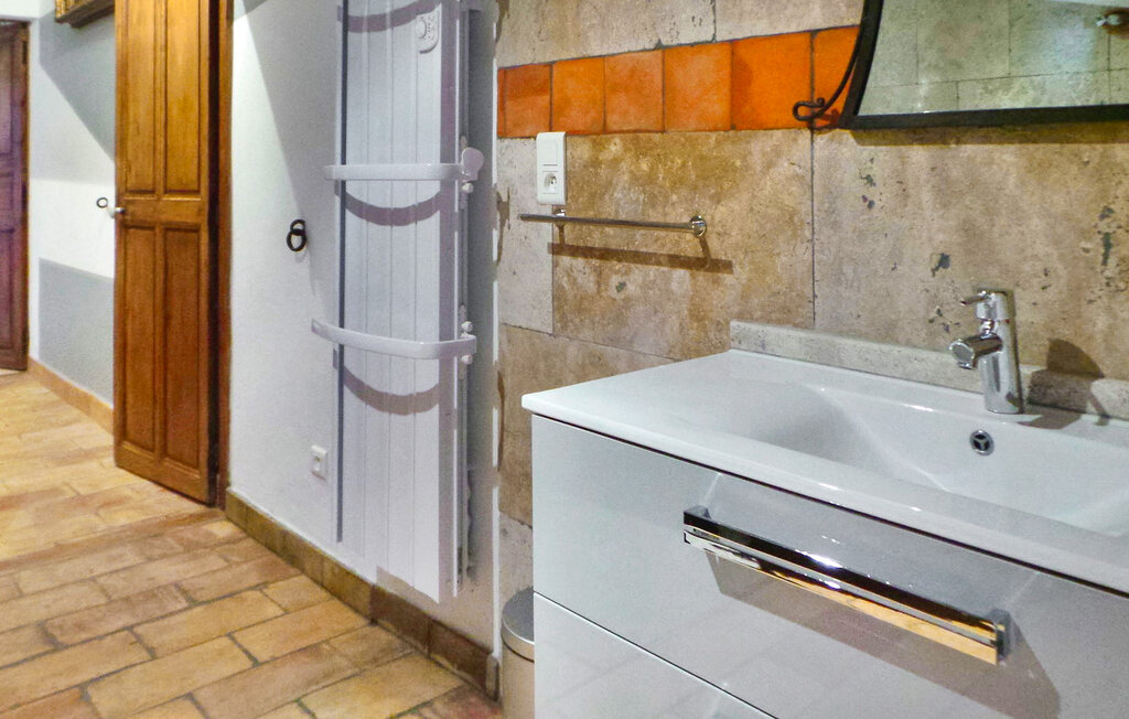 Location de vacances - Saint Martin De Crau , France - FCS361 35