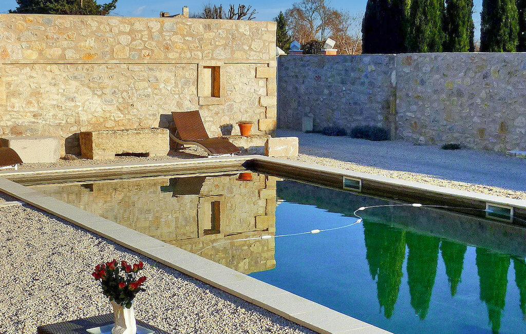 Location de vacances - Saint Martin De Crau , France - FCS361 11