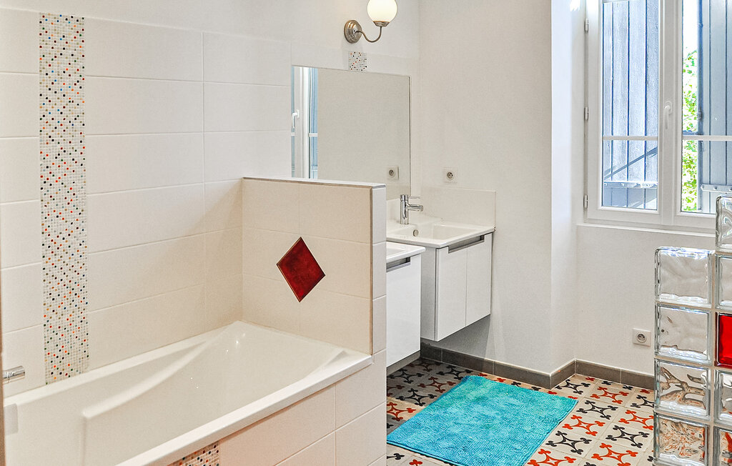 Location de vacances - Rognonas , France - FCS268 35