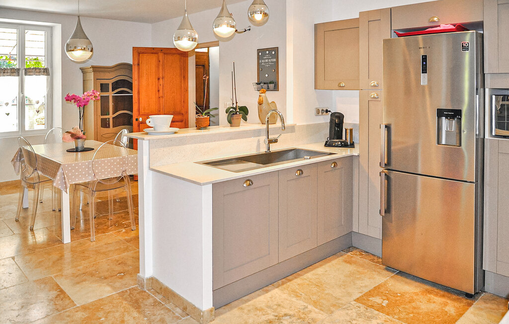 Location de vacances - Rognonas , France - FCS268 27