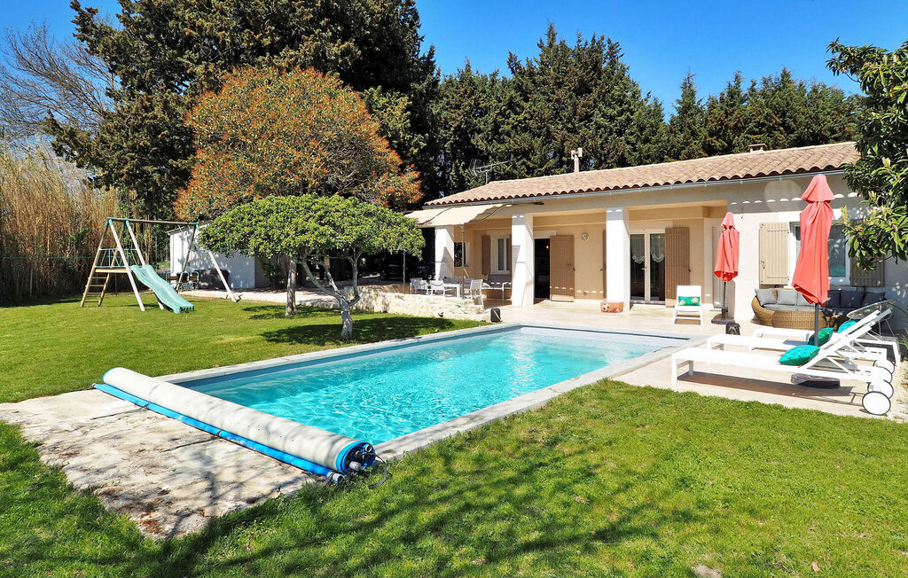 Location de vacances - Paradou , France - FCS340 2