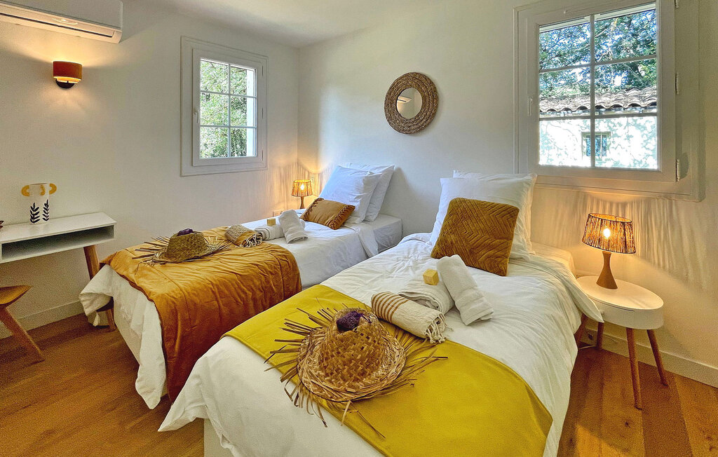 Location de vacances - Nans-Les-Pins , France - FCS306 21