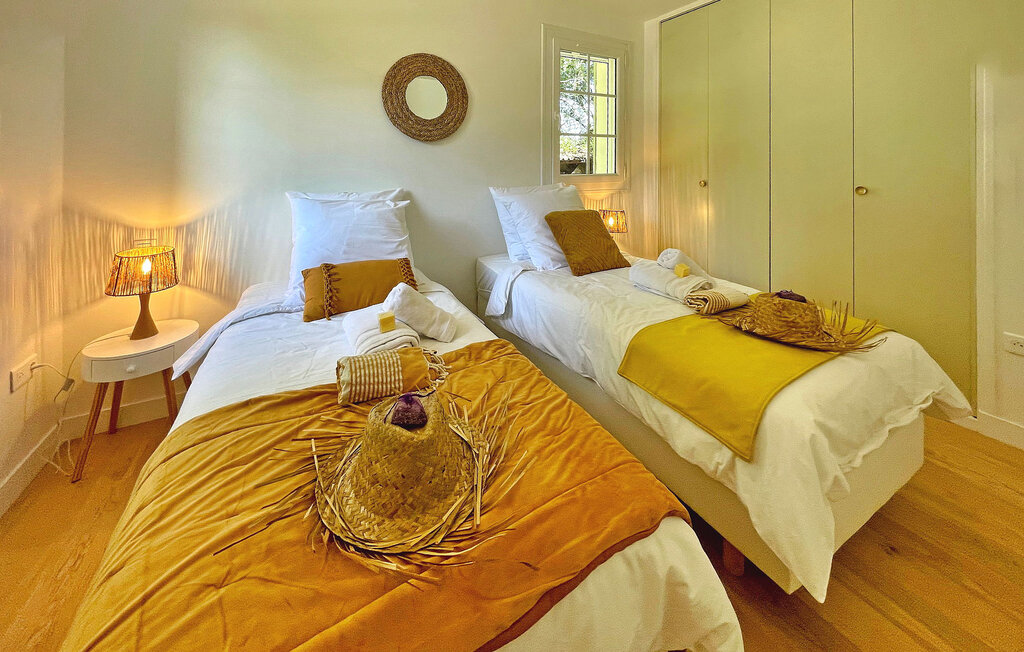 Location de vacances - Nans-Les-Pins , France - FCS306 22