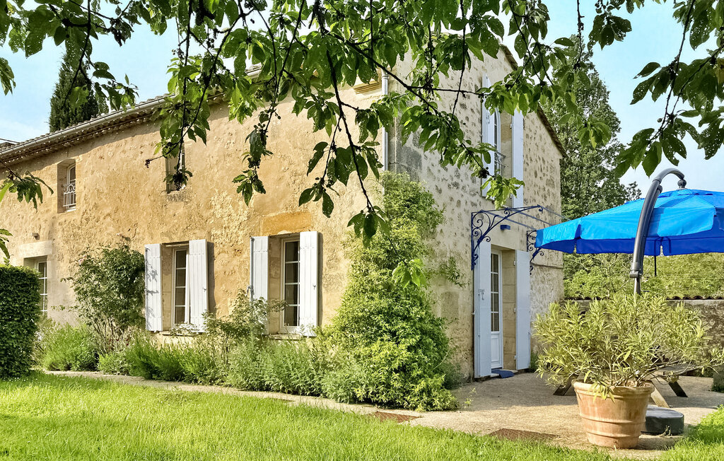 Location de vacances - Lussac , France - FCS020 7