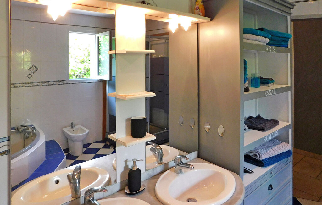 Location de vacances - Carsac Aillac , France - FCS382 31