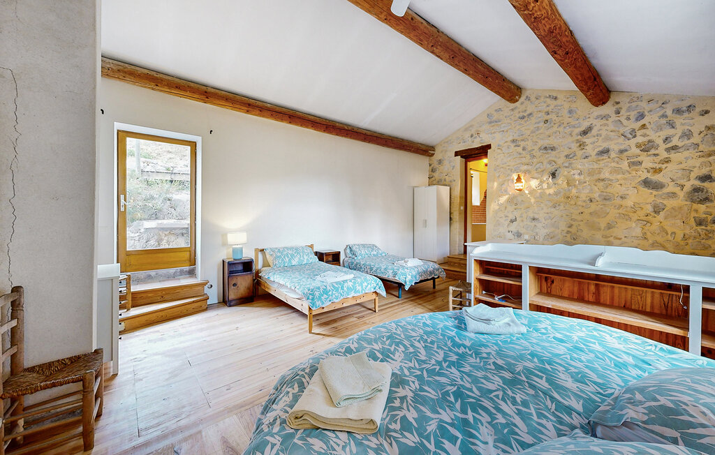 Location de vacances - Lussan , France - FCS194 26