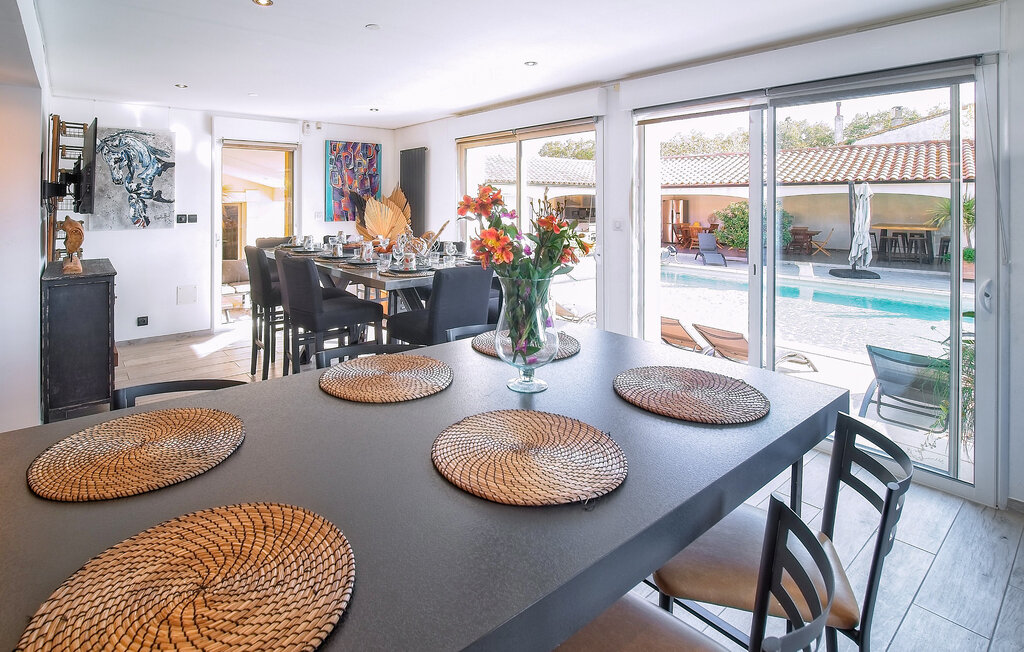 Location de vacances - Saint Martin De Crau , France - FCS233 4