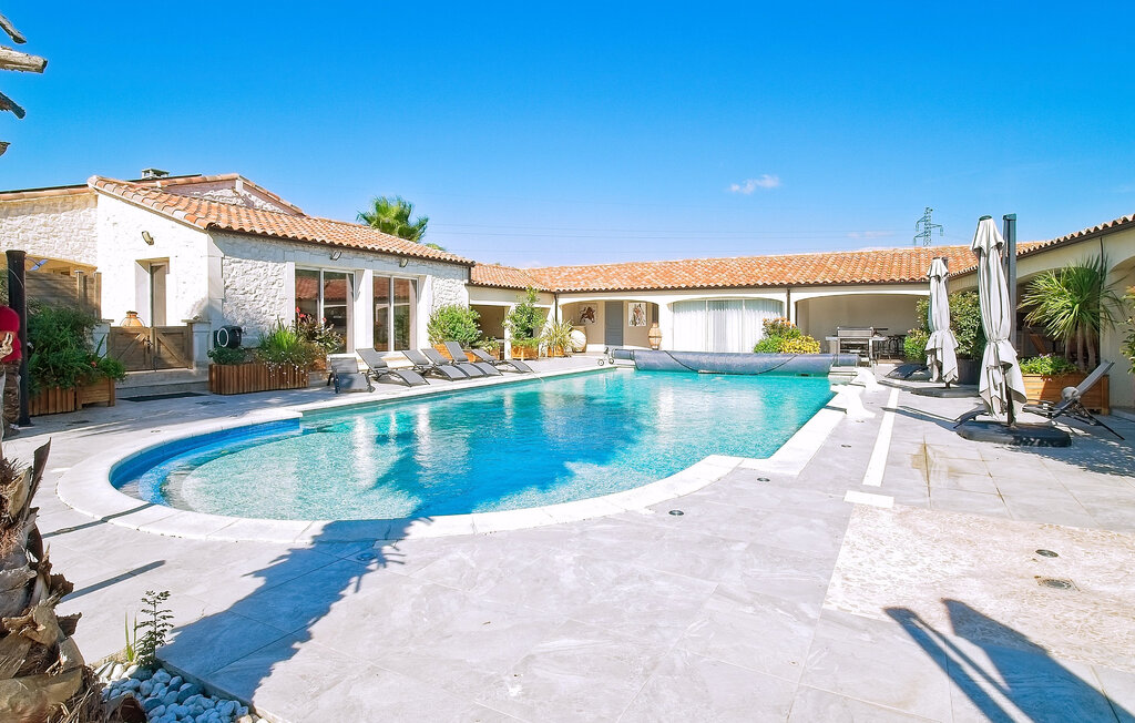 Location de vacances - Saint Martin De Crau , France - FCS233 10