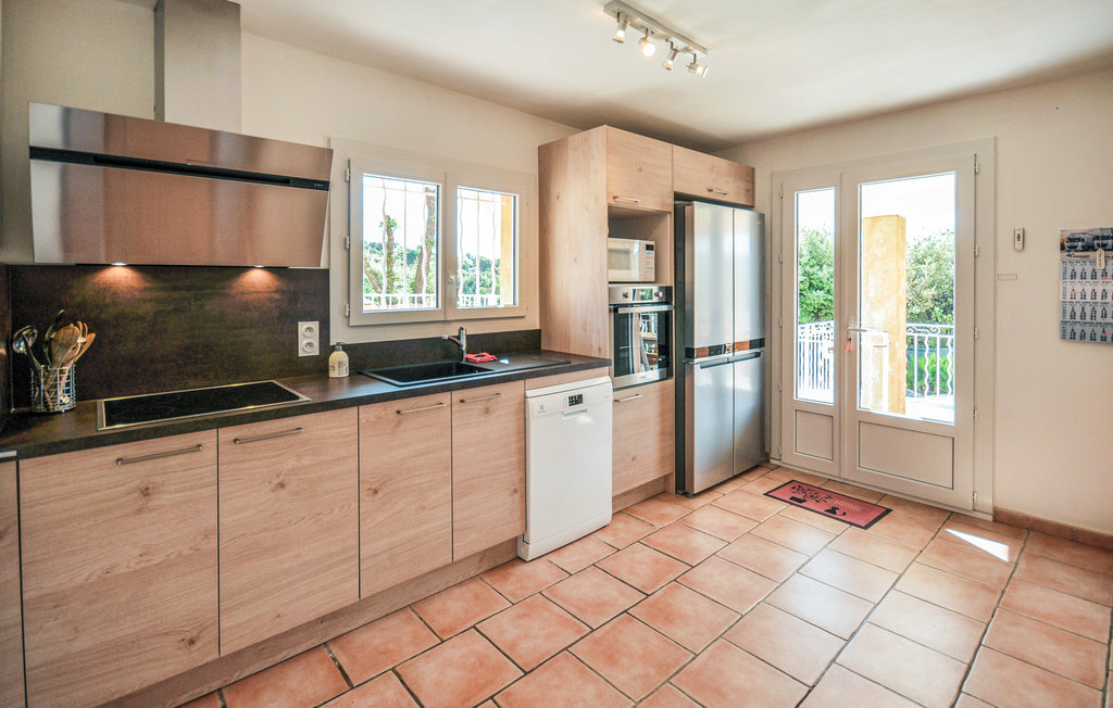 Semesterhus - Sainte-Anastasie-sur-Issole , Frankrike - FCV013 6