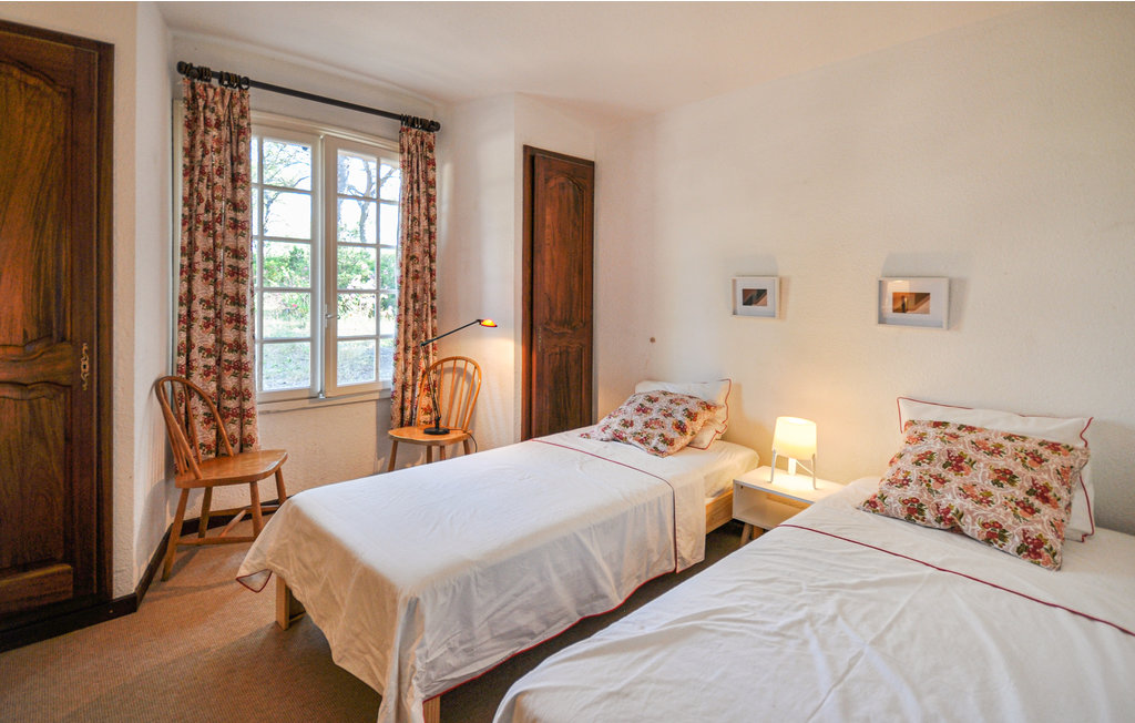 Feriehus - Gonfaron , Frankrike - FCV930 29