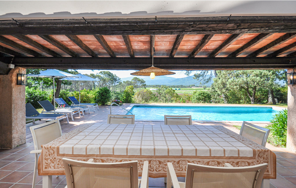 Feriehus - Gonfaron , Frankrike - FCV930 18