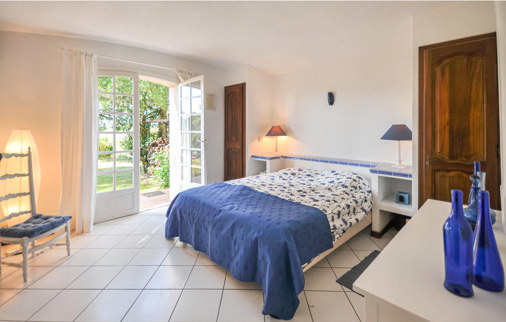 Feriehus - Gonfaron , Frankrike - FCV930 23