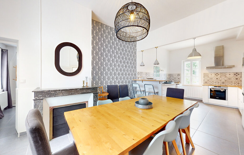 Semesterhus - Saint-Viâtre , Frankrike - FEL034 16