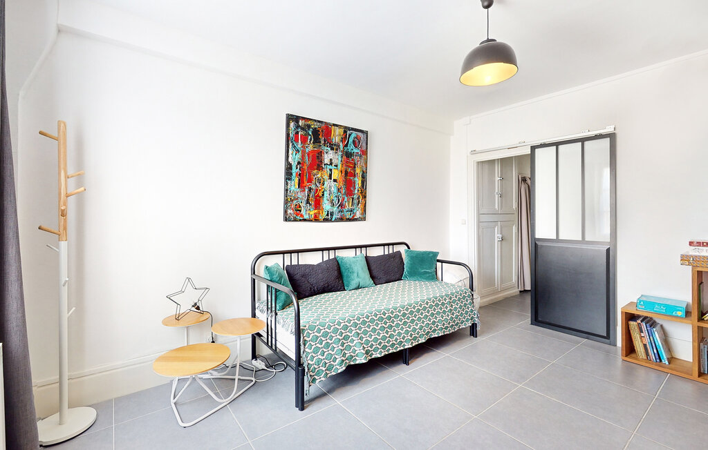 Semesterhus - Saint-Viâtre , Frankrike - FEL034 13