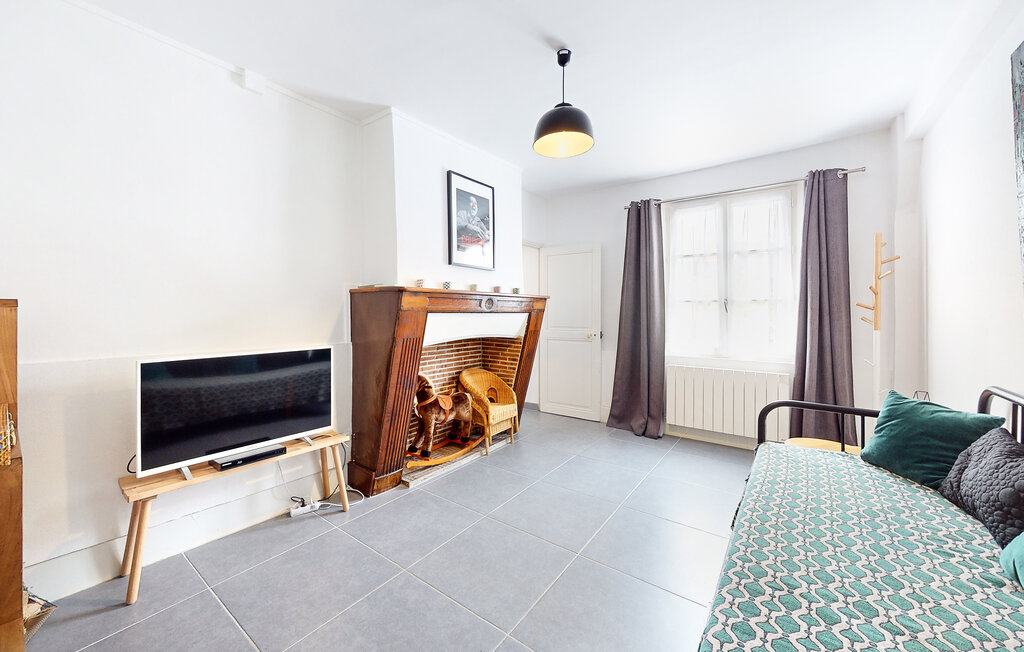 Semesterhus - Saint-Viâtre , Frankrike - FEL034 15