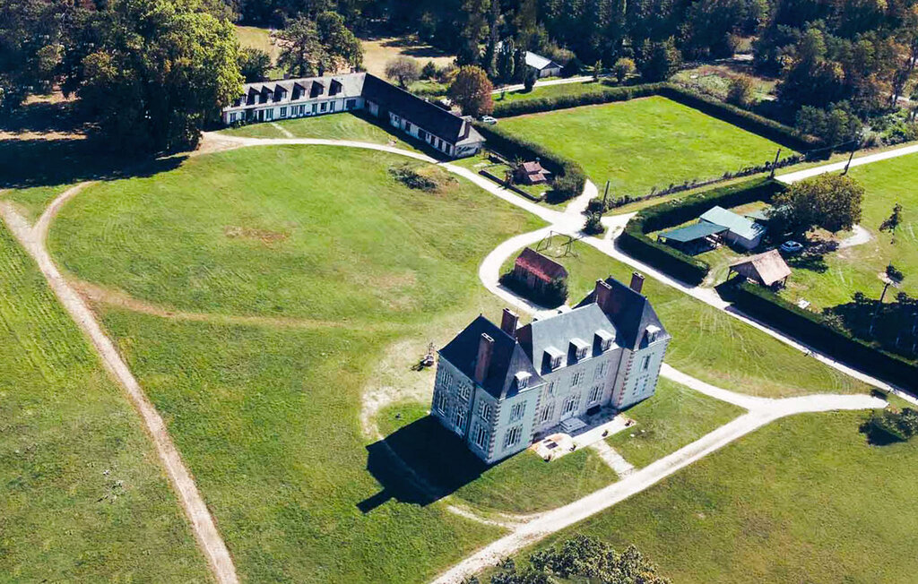 Location de vacances - Ligny Le Ribault , France - FER018 9