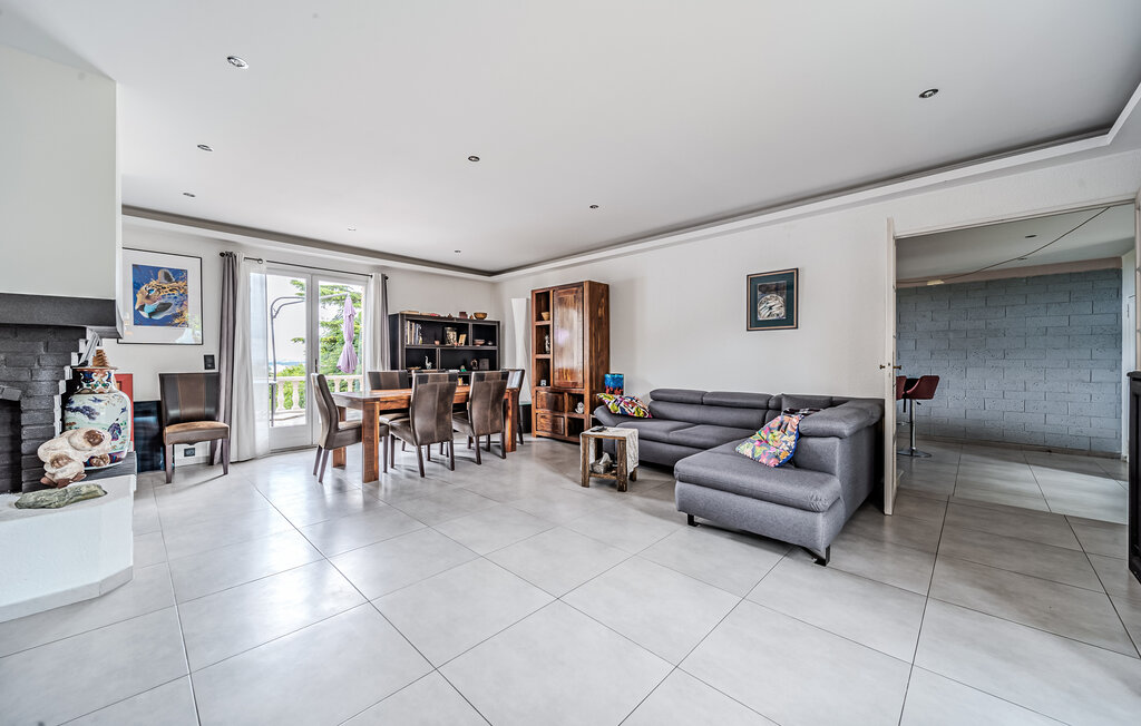 Location de vacances - Pierrefitte-Sur-Seine , France - FID014 3