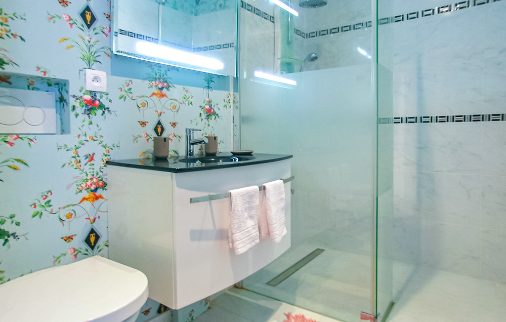 Lejlighed - Ocquerre , Frankrig - FIS038 17