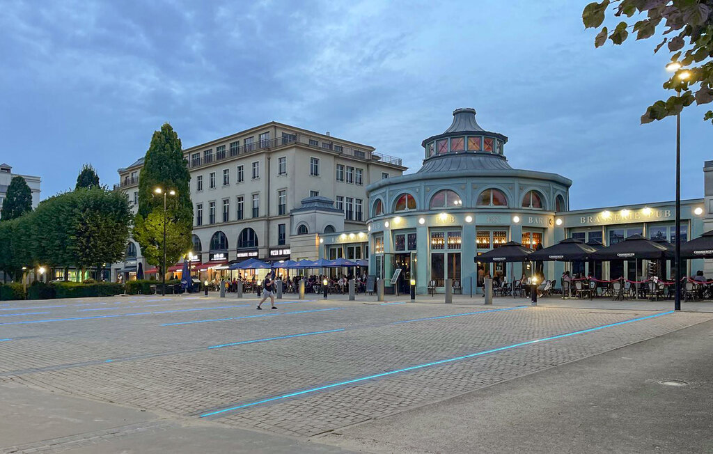 Location de vacances - Chessy , France - FIS066 38