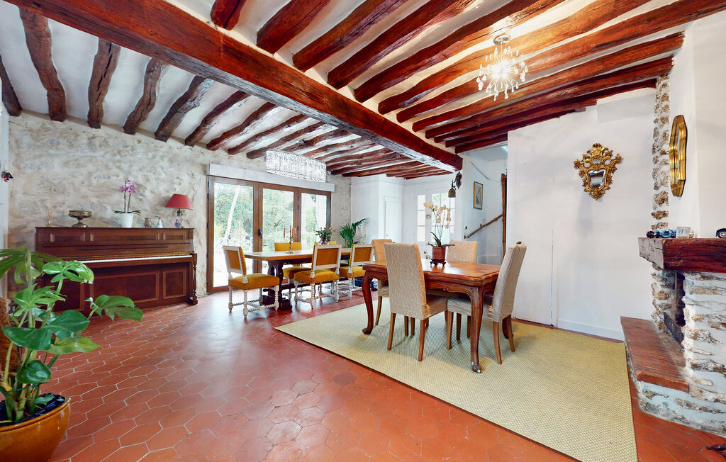 Location de vacances - Chessy , France - FIS066 3