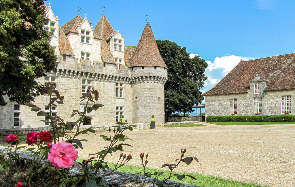 Holiday home Bazac , France FJC088 Novasol