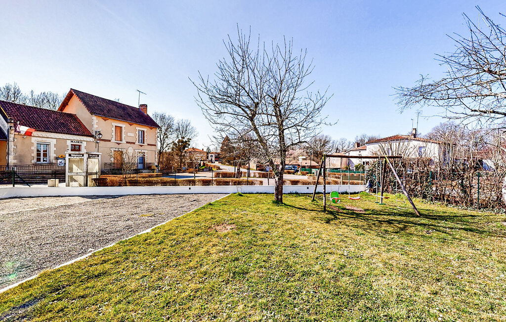 Location de vacances - Oradour-Fanais , France - FJC115 13