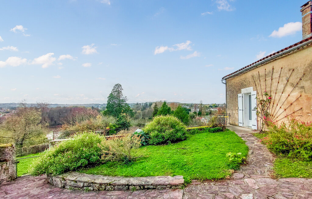 Location de vacances - Touvre , France - FJC122 9