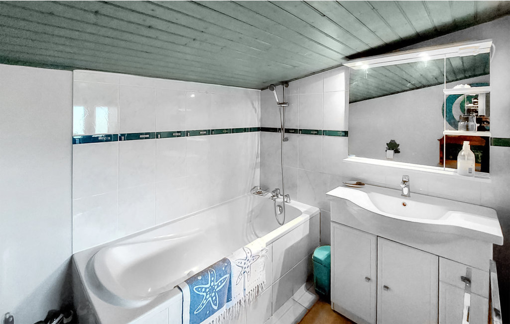 Location de vacances - ARCAIS , France - FJD065 12