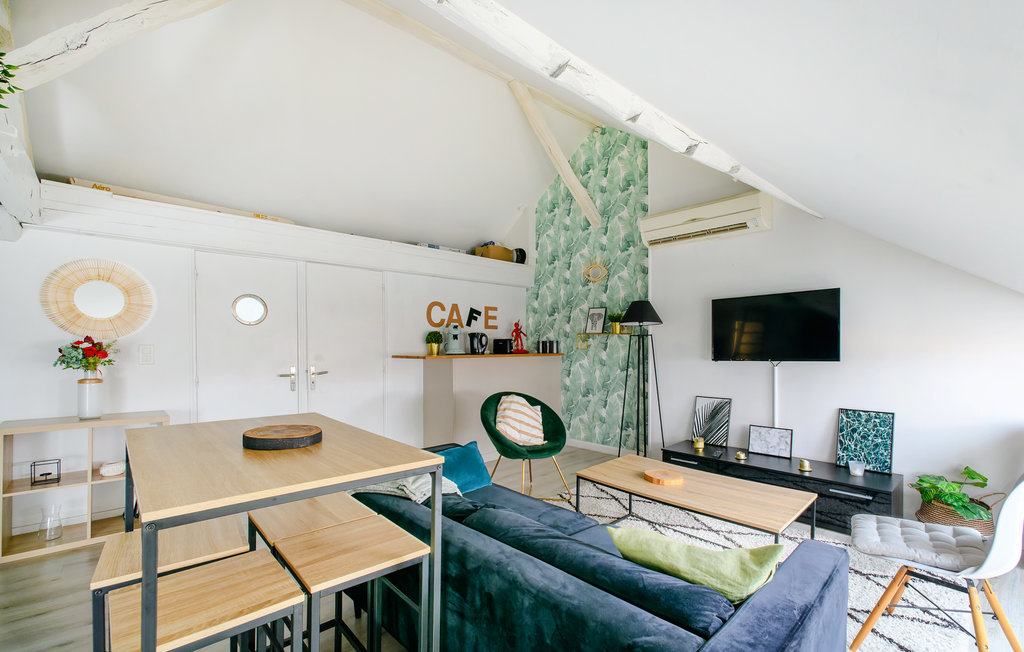 Lejlighed - Poitiers , Frankrig - FJV040 1