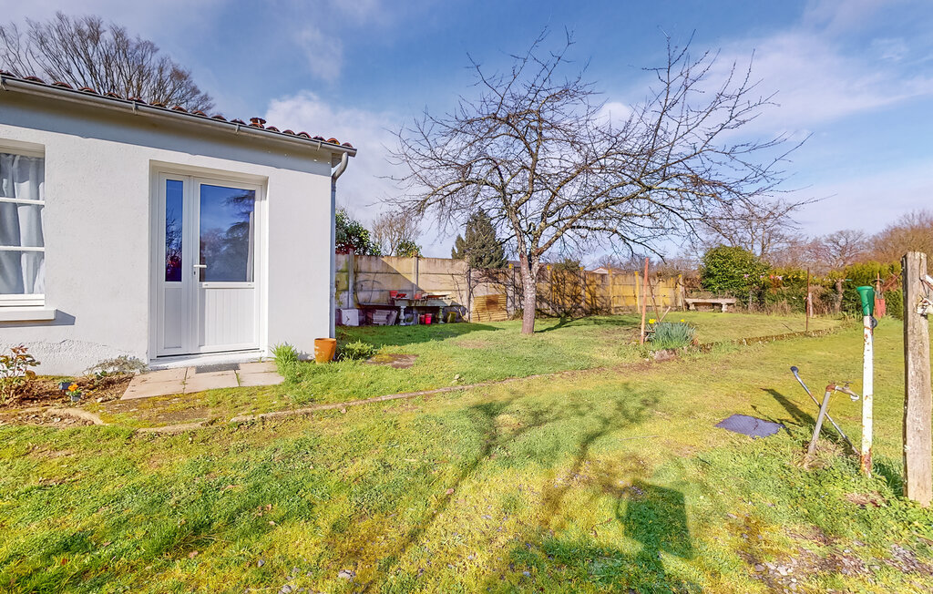 Location de vacances - Poitiers , France - FJV043 11