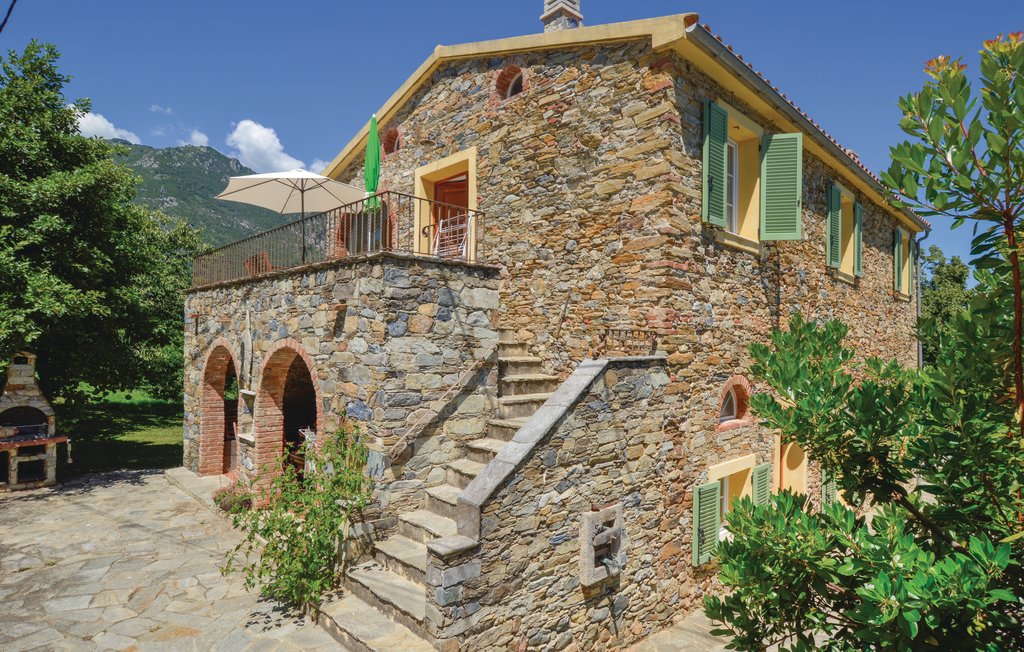 Semesterhus - Santa Maria Poggio , Frankrike - FKO343 12