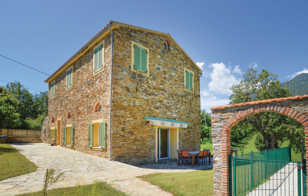 Semesterhus - Santa Maria Poggio , Frankrike - FKO343 5