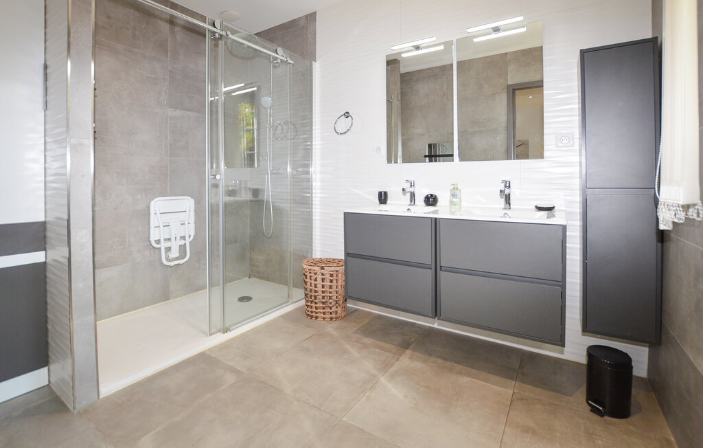 Location de vacances - Prunete , France - FKO676 28