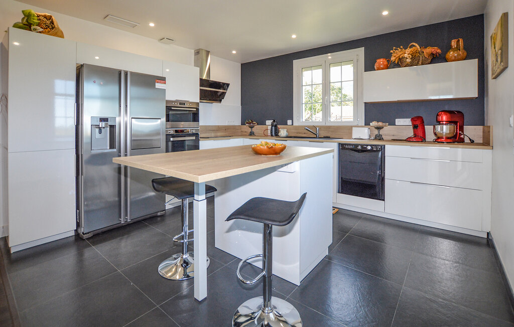 Location de vacances - Prunete , France - FKO676 8