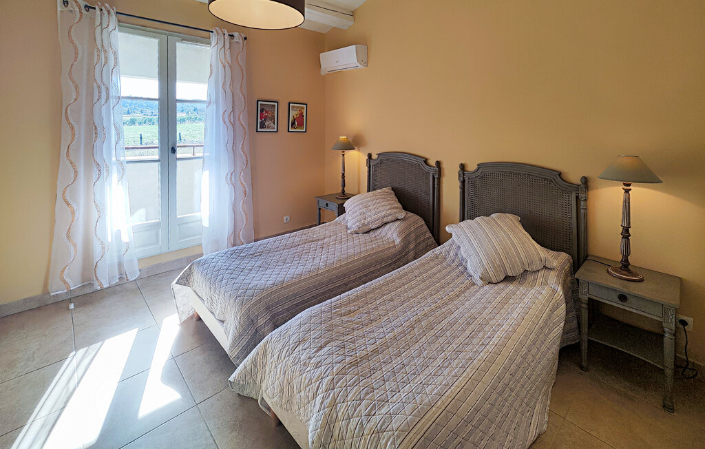 Location de vacances - Saint-Laurent-de-la-Cabrerisse , France - FLA334 18