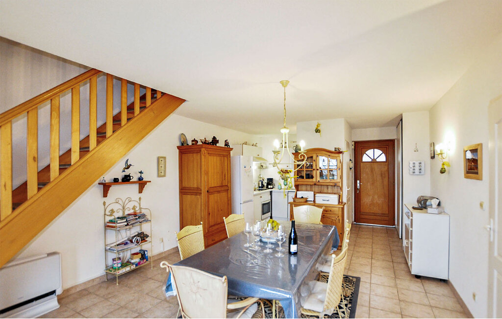 Location de vacances - Saint Pierre La Mer , France - FLA369 16