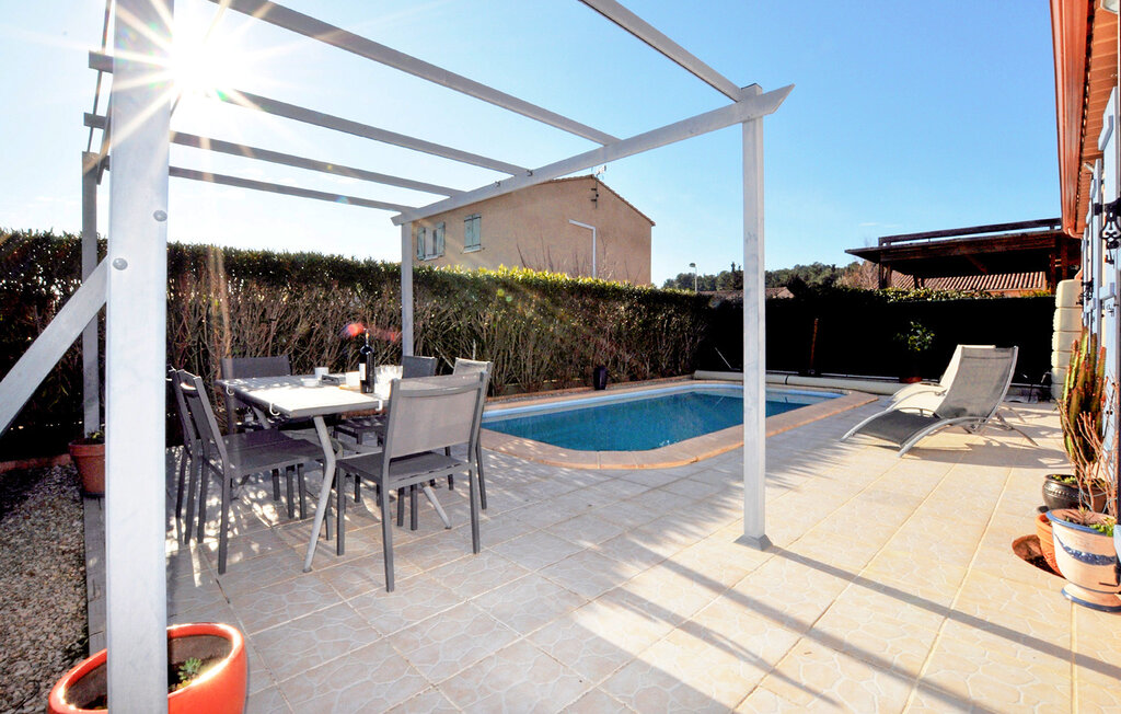 Location de vacances - Lézignan-Corbières , France - FLA391 2