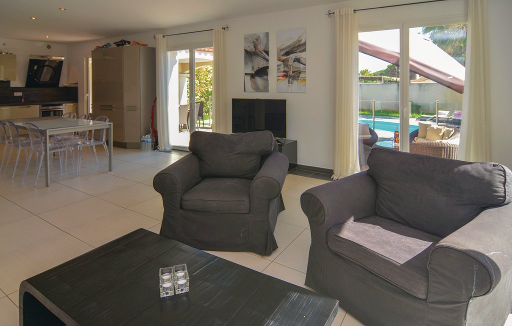 Semesterhus - Aigues-Mortes , Frankrike - FLG392 14