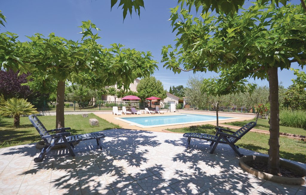 Location de vacances - Montignargues , France - FLG360 13