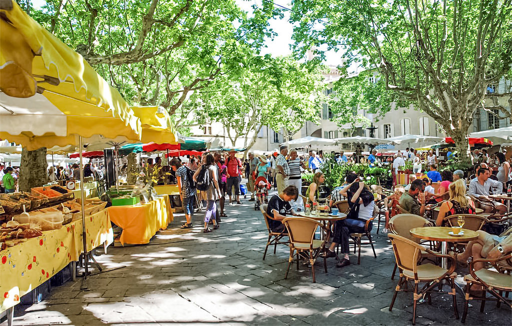 Location de vacances - Laudun-L´Ardoise , France - FLG738 9