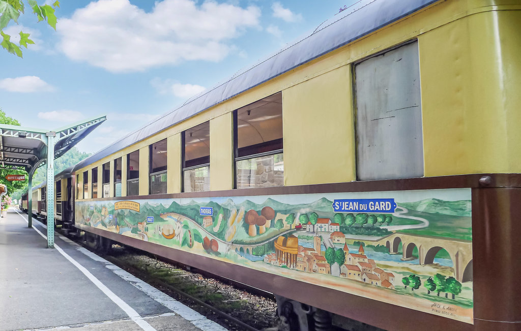 Location de vacances - Les-Salles-du-Gardon , France - FLG631 34