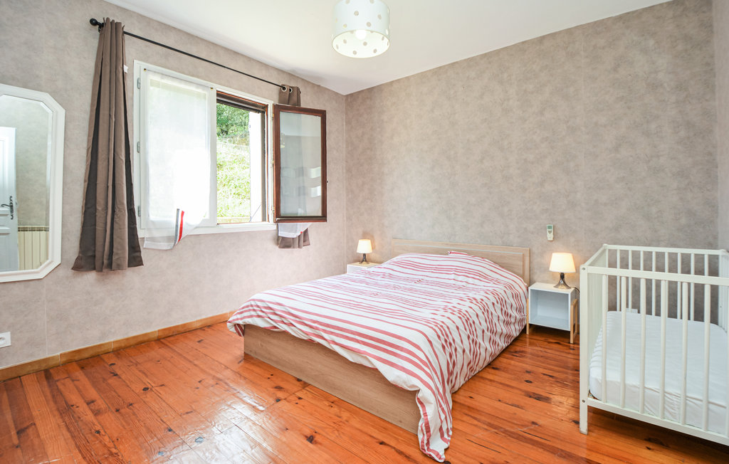 Location de vacances - Les-Salles-du-Gardon , France - FLG631 24